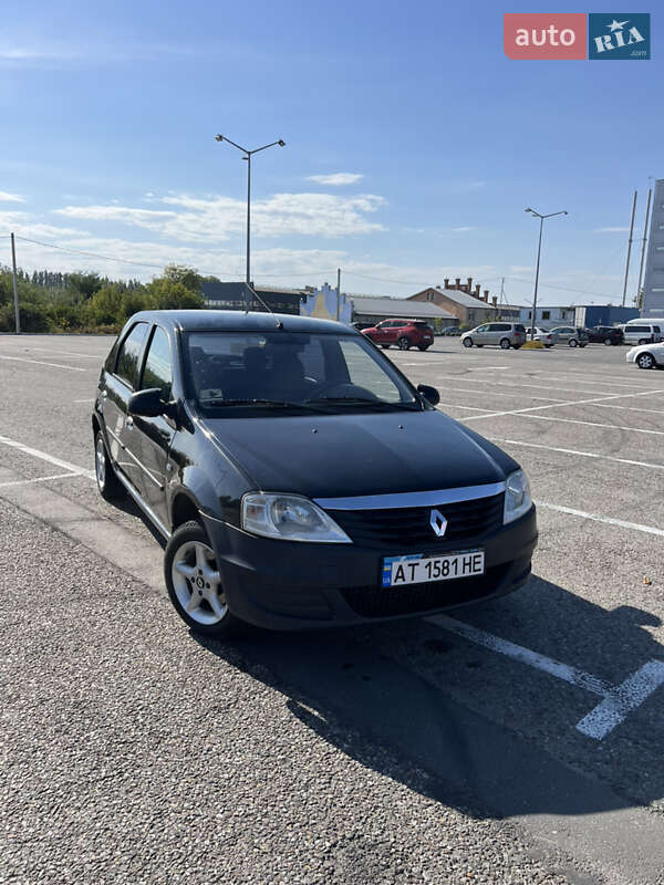 Renault Logan 2010