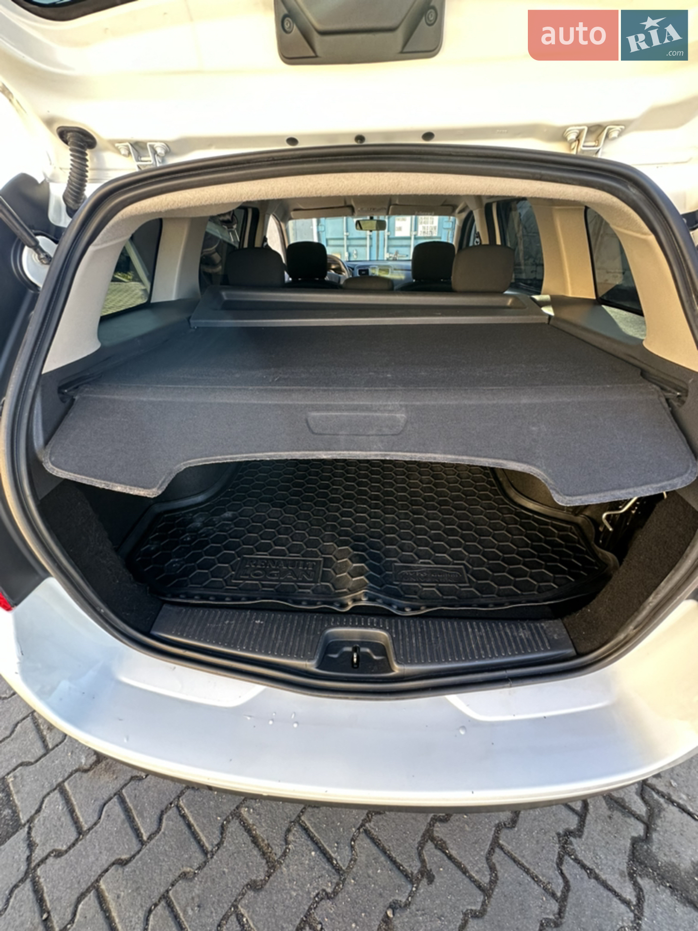 2016 Renault Logan - мініатюра 21