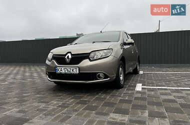 Седан Renault Logan 2014 в Киеве
