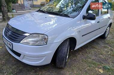 Седан Renault Logan 2012 в Дніпрі