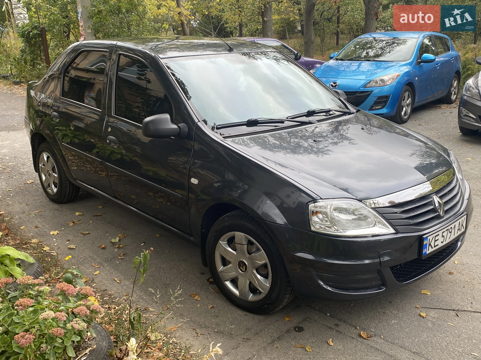 2010 Renault Logan - мініатюра 3