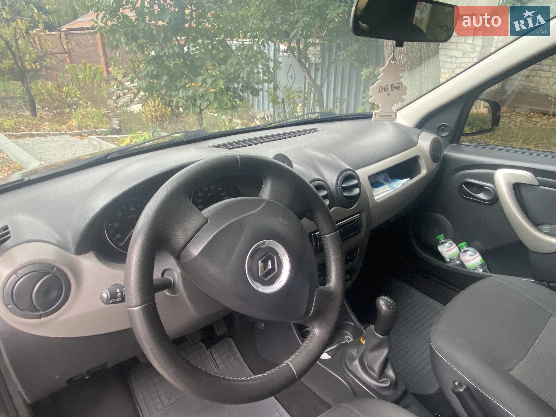 2010 Renault Logan - мініатюра 16