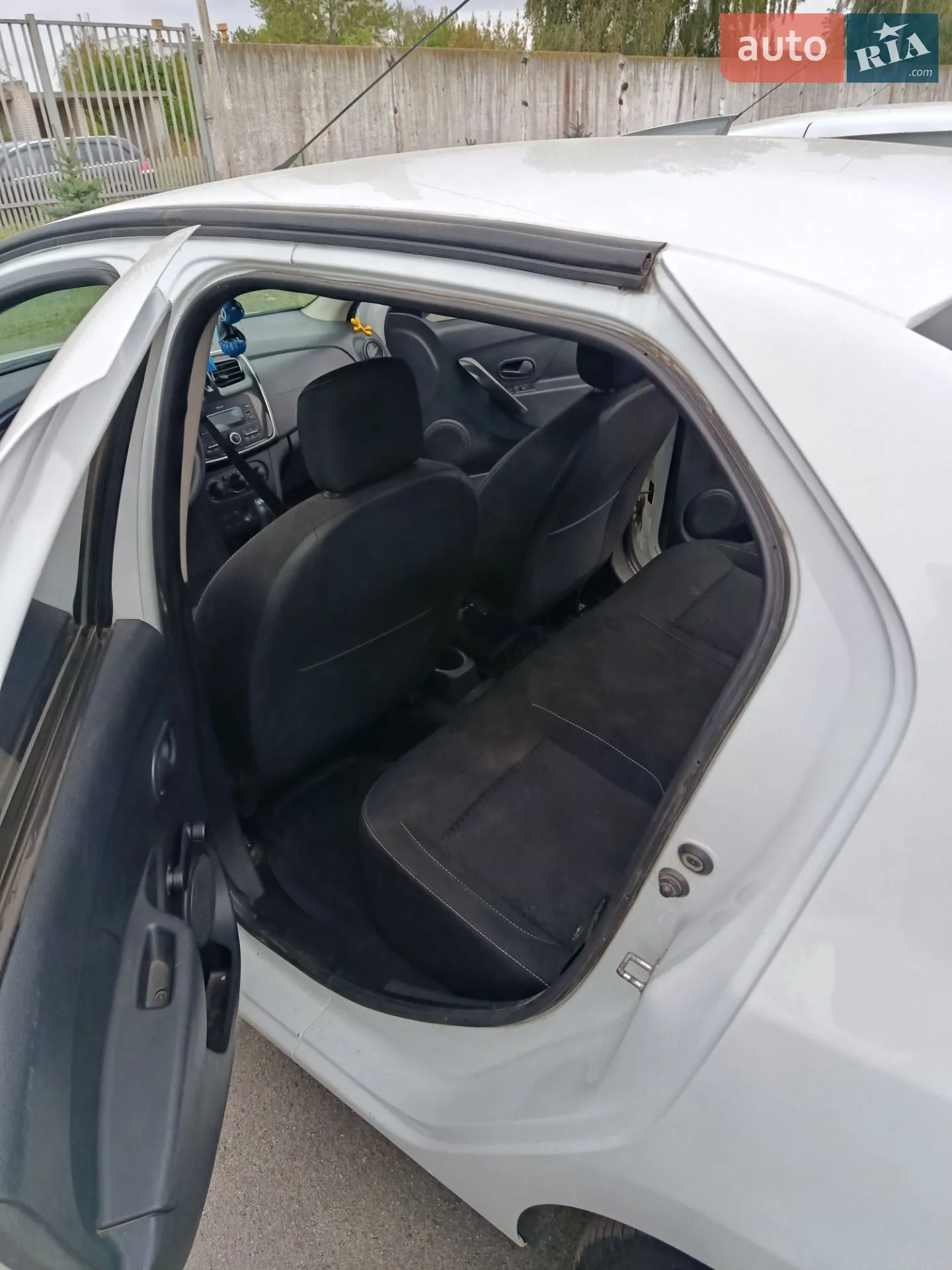 2019 Renault Logan - мініатюра 2
