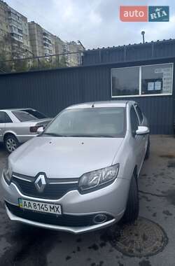 Седан Renault Logan 2013 в Києві