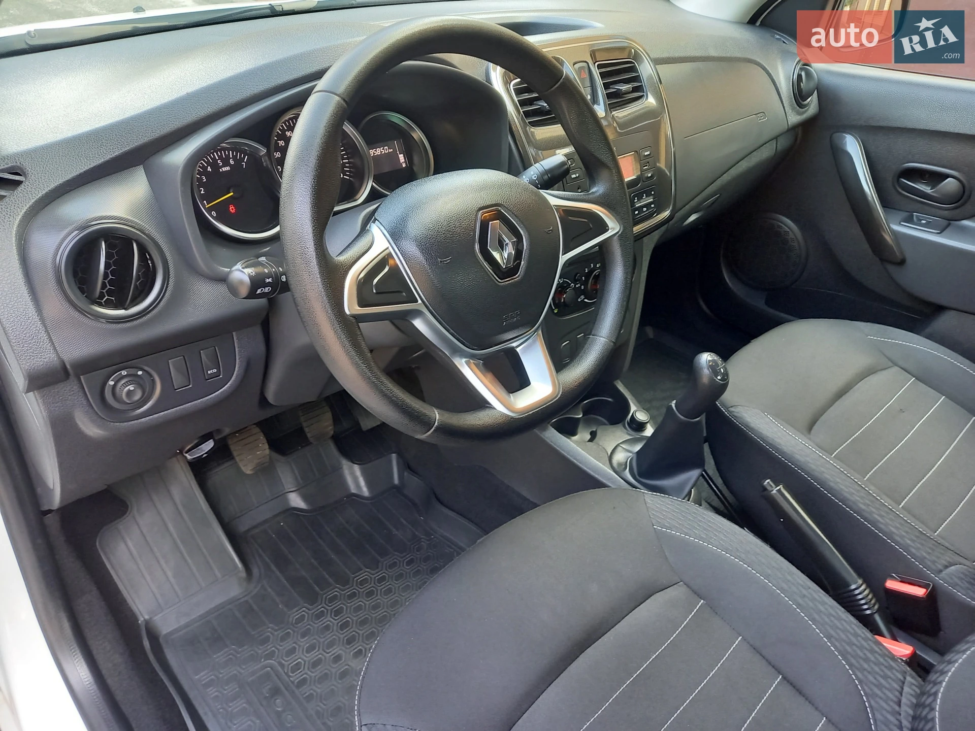 2021 Renault Logan - мініатюра 15