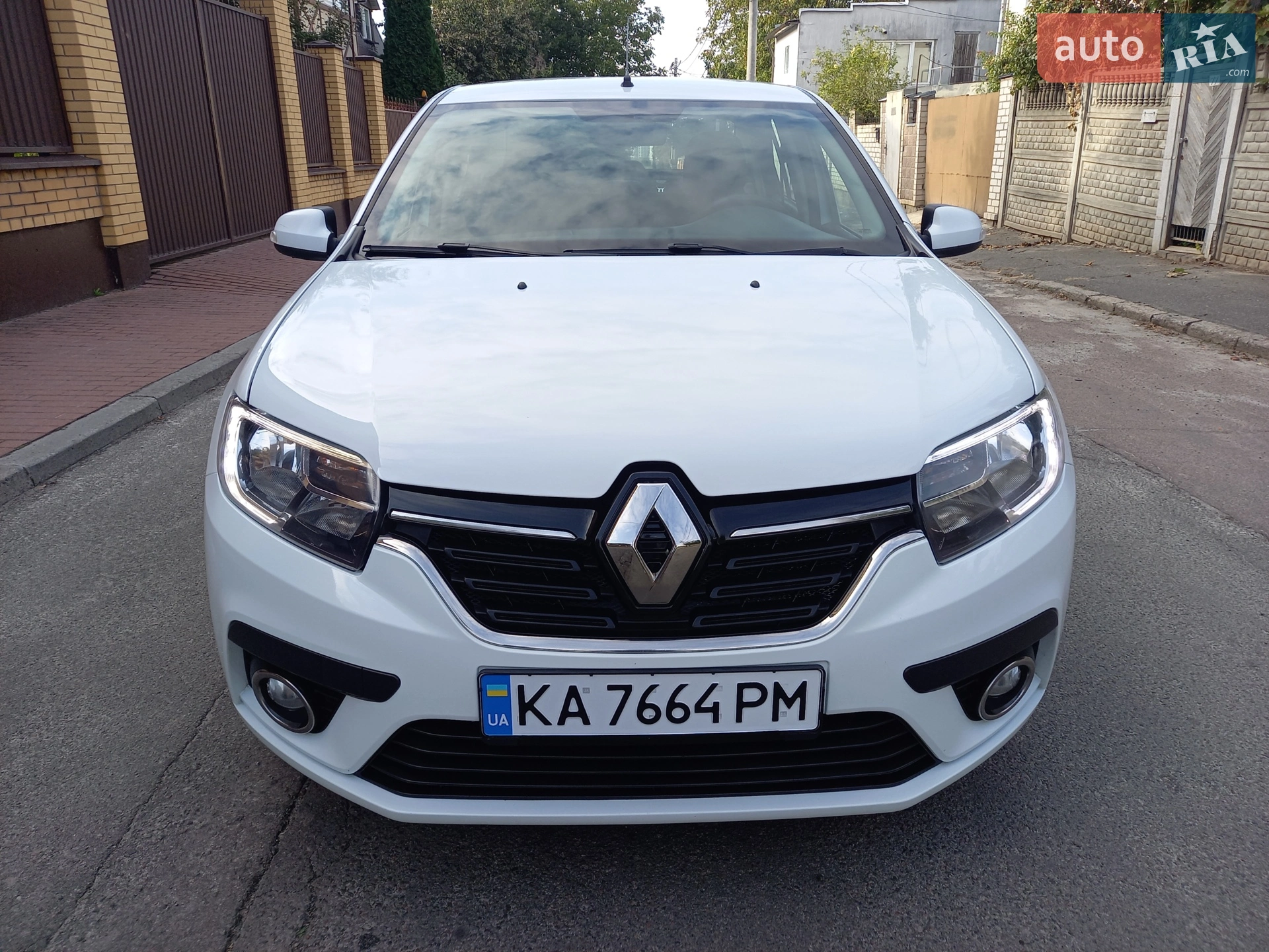 2021 Renault Logan - мініатюра 22