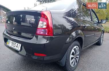 Седан Renault Logan 2011 в 