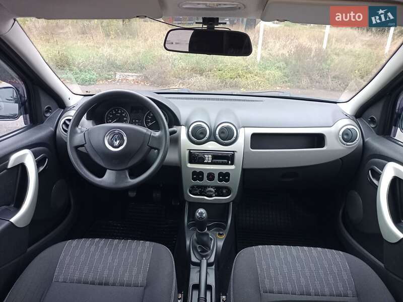 Седан Renault Logan 2011 в Полтаве фото 37 Седан Renault Logan 2011 в Полтаве