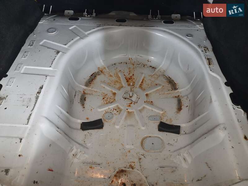 Седан Renault Logan 2013 в Боярке фото 37 Седан Renault Logan 2013 в Боярке