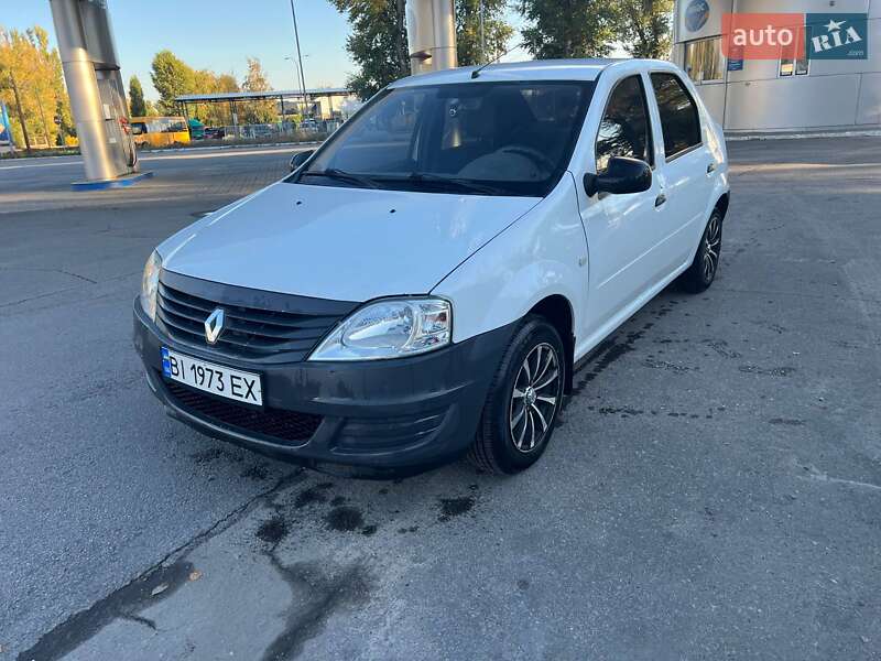 Седан Renault Logan 2011 в Кременчуге