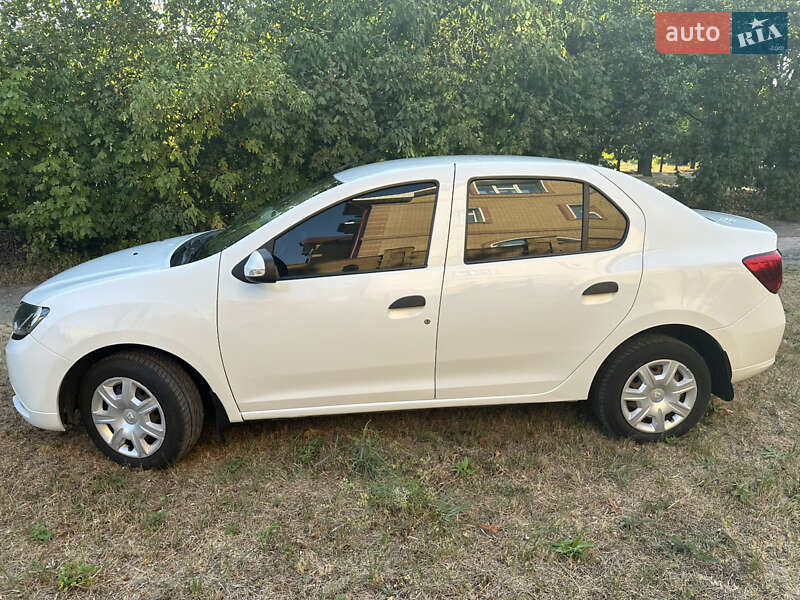 Седан Renault Logan 2015 в Харькове