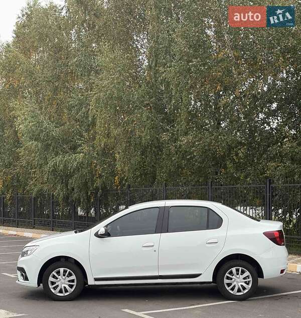 Седан Renault Logan 2017 в Киеве