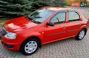 Renault Logan 2011