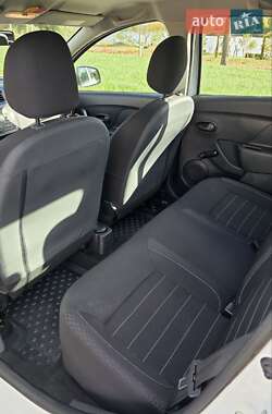 Седан Renault Logan 2021 в 