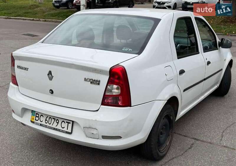 Седан Renault Logan 2012 в Киеве фото 4 Седан Renault Logan 2012 в Киеве