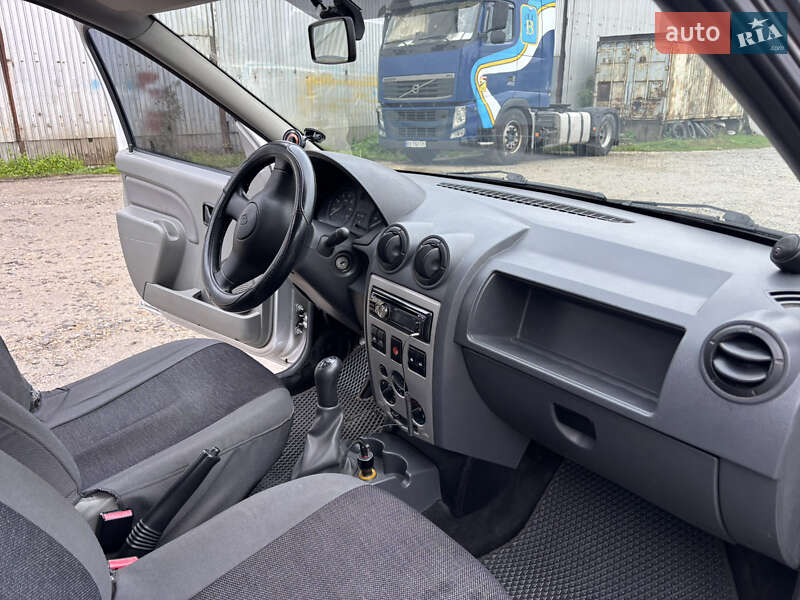 Універсал Renault Logan 2010 в Кам'янець-Подільському фото 20 Універсал Renault Logan 2010 в Кам'янець-Подільському