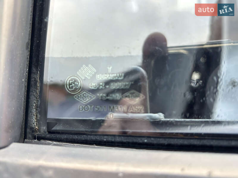 Універсал Renault Logan 2010 в Кам'янець-Подільському фото 34 Універсал Renault Logan 2010 в Кам'янець-Подільському