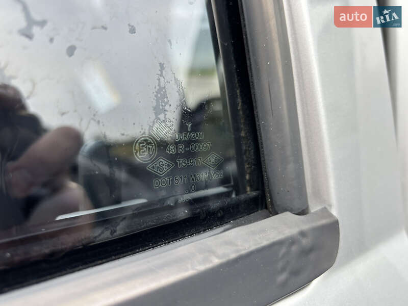 Універсал Renault Logan 2010 в Кам'янець-Подільському фото 38 Універсал Renault Logan 2010 в Кам'янець-Подільському