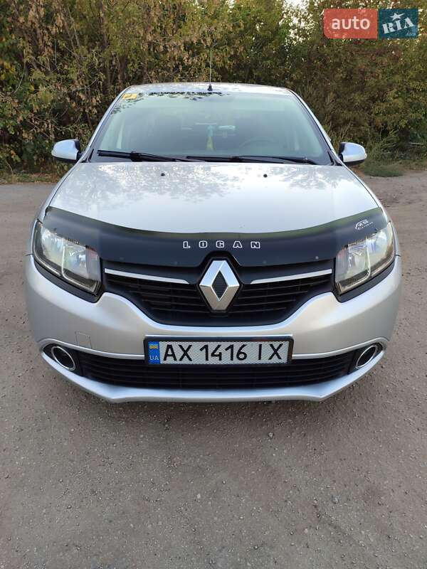 Renault Logan 2013 Renault Logan 2013