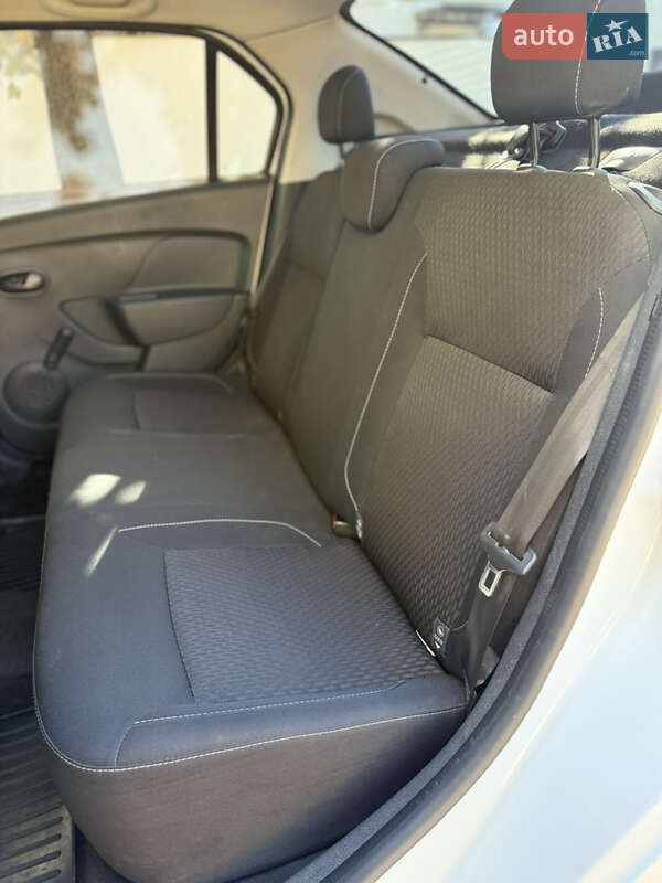 Седан Renault Logan 2017 в Одесі фото 13 Седан Renault Logan 2017 в Одесі