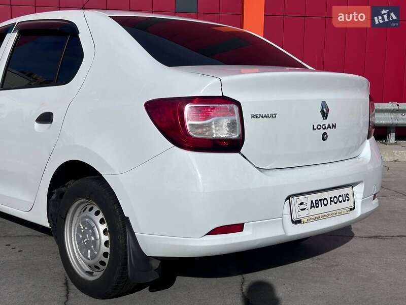 Седан Renault Logan 2014 в Киеве фото 7 Седан Renault Logan 2014 в Киеве