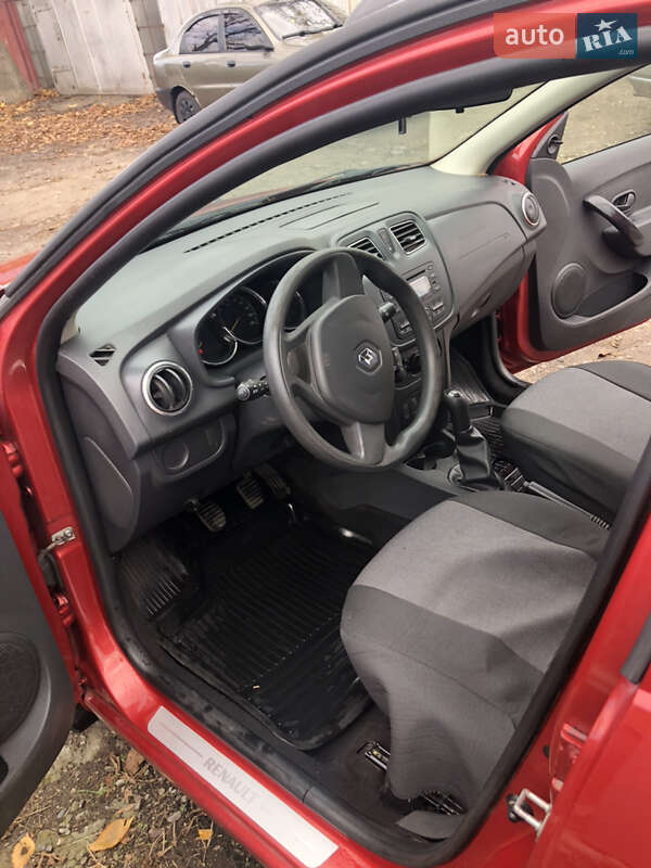 Универсал Renault Logan 2013 в Смеле