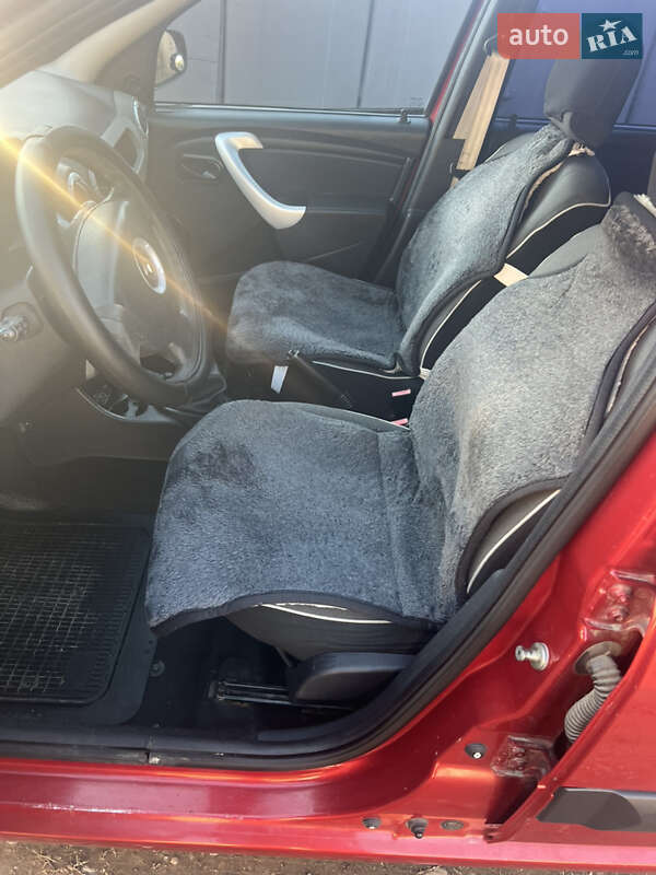 Универсал Renault Logan 2012 в Черновцах