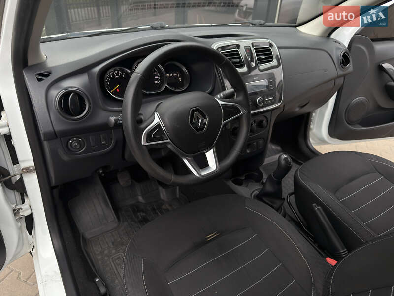 Седан Renault Logan 2021 в Киеве