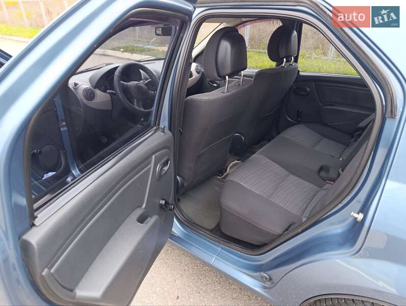 Седан Renault Logan 2010 в Черкасах фото 21 Седан Renault Logan 2010 в Черкасах