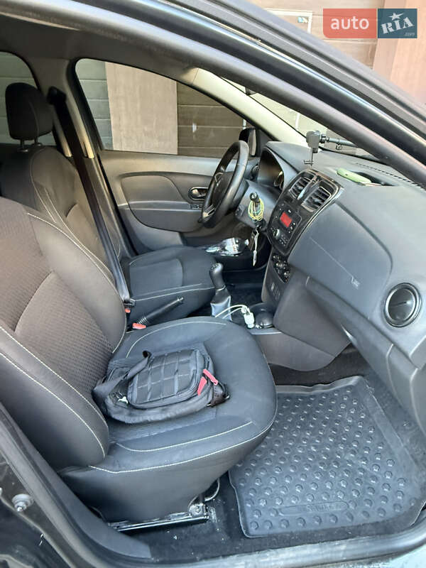 Универсал Renault Logan 2019 в Львове фото 8 Универсал Renault Logan 2019 в Львове