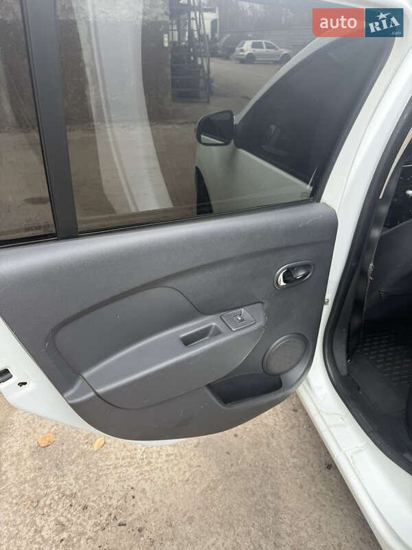 Універсал Renault Logan 2015 в Кривому Розі