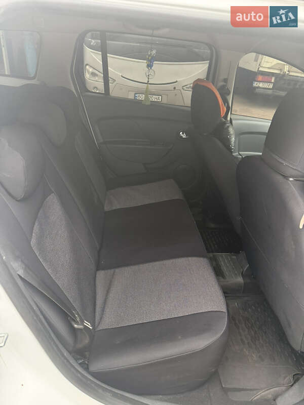 Універсал Renault Logan 2015 в Кривому Розі