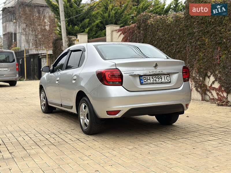 Седан Renault Logan 2018 в Одессе