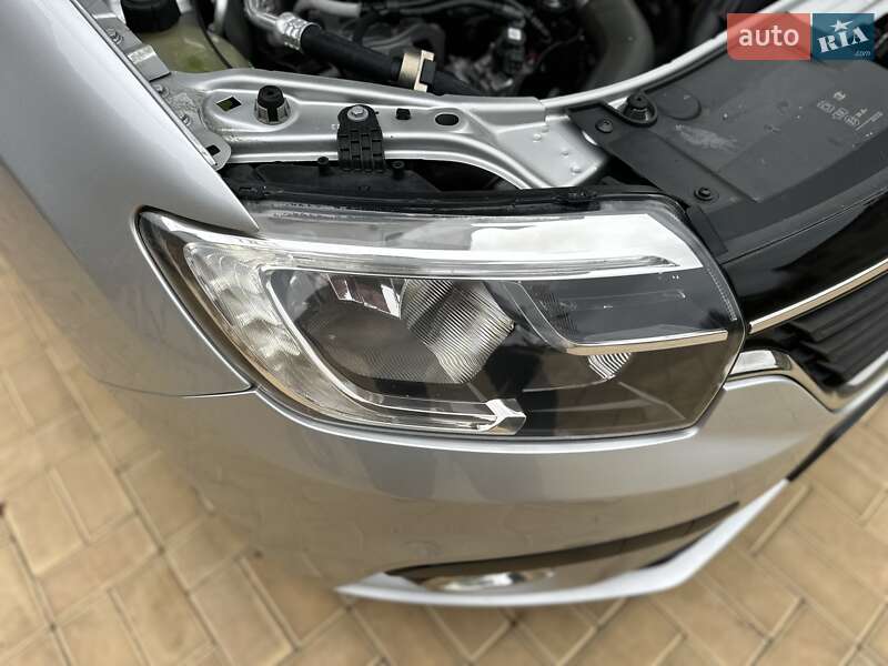 Седан Renault Logan 2018 в Одессе