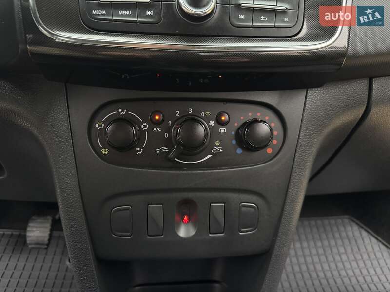 Седан Renault Logan 2017 в Одесі фото 62 Седан Renault Logan 2017 в Одесі