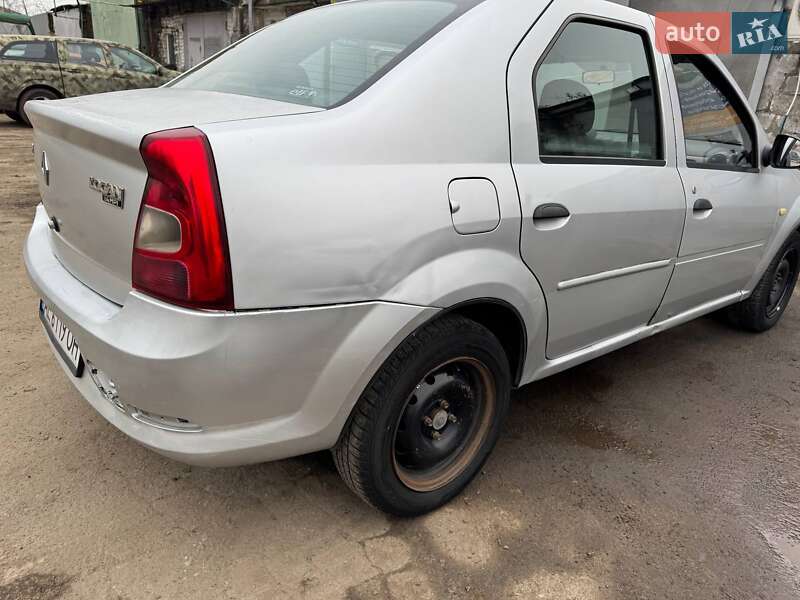 Седан Renault Logan 2009 в Дніпрі