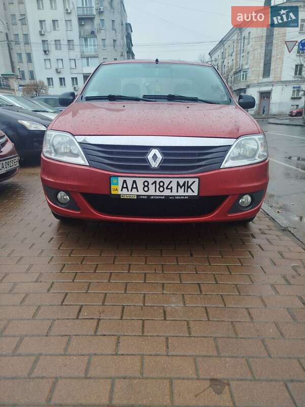 Седан Renault Logan 2012 в Киеве