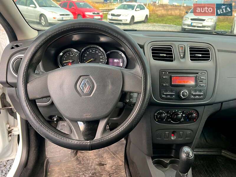 Седан Renault Logan 2016 в Львове фото 21 Седан Renault Logan 2016 в Львове