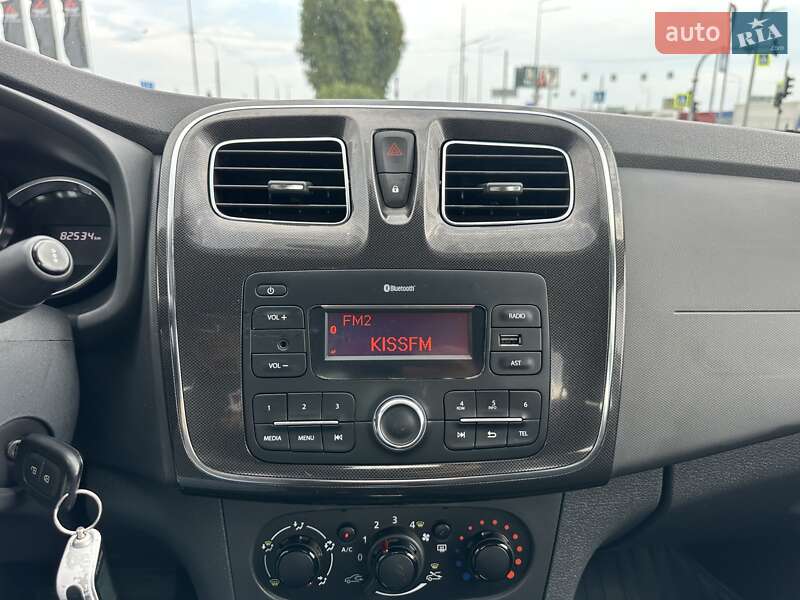 Седан Renault Logan 2021 в Киеве