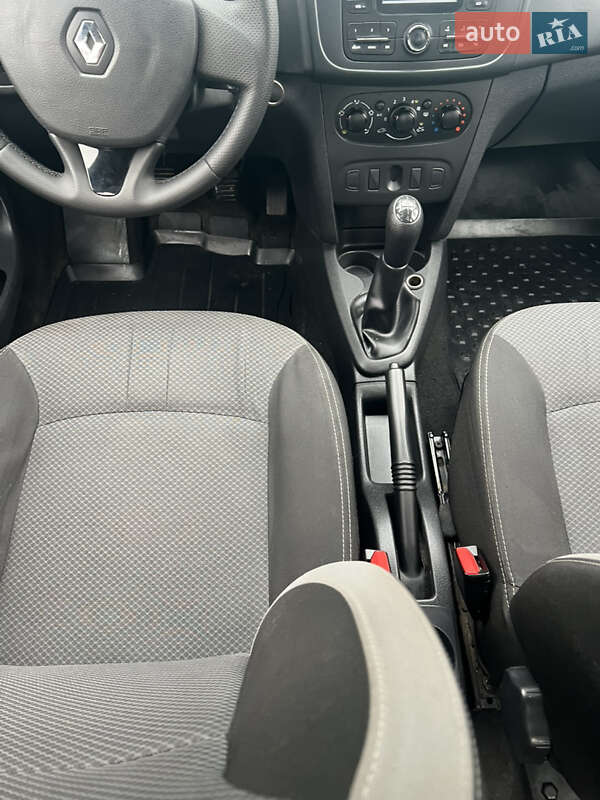 Седан Renault Logan 2016 в Березане фото 7 Седан Renault Logan 2016 в Березане