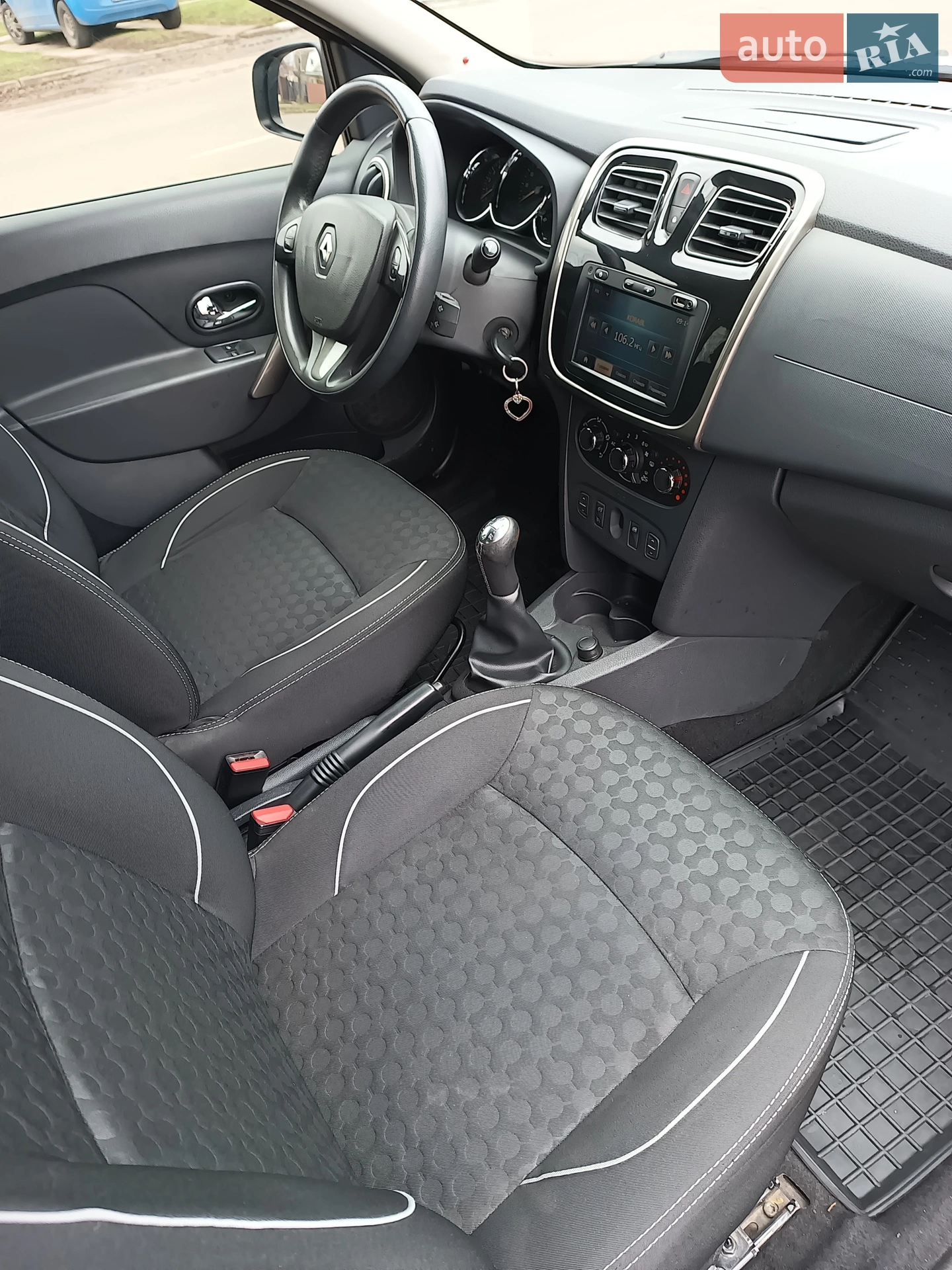 2013 Renault Logan - мініатюра 9