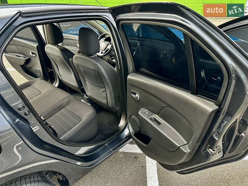 Седан Renault Logan 2022 в Києві фото 36 Седан Renault Logan 2022 в Києві