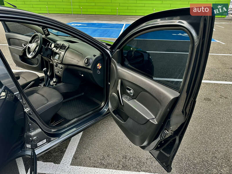 Седан Renault Logan 2022 в Києві фото 39 Седан Renault Logan 2022 в Києві