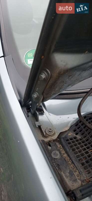 Седан Renault Logan 2011 в Шпикові