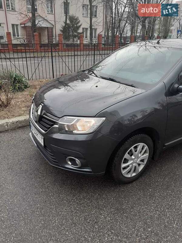 Седан Renault Logan 2019 в Киеве