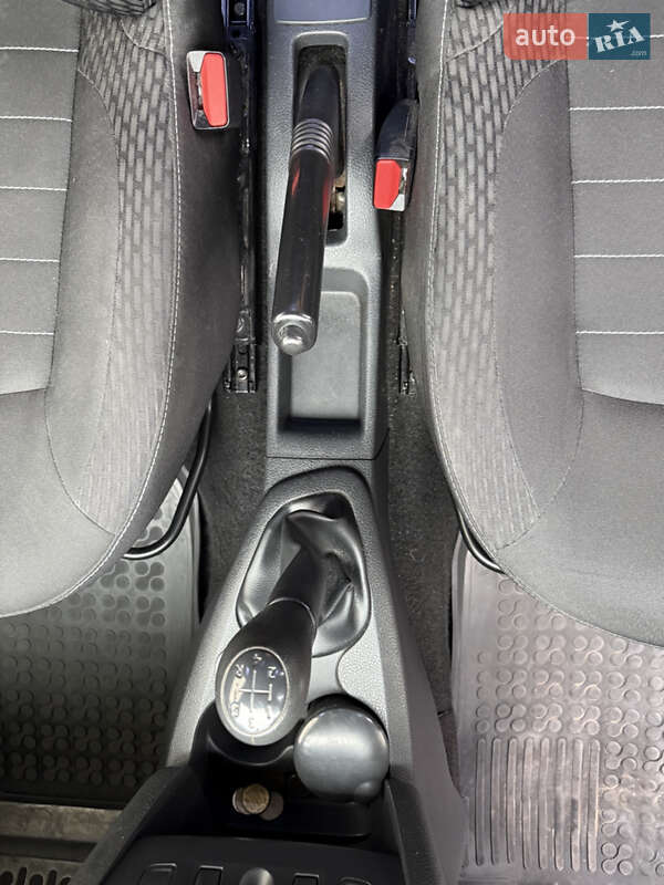 Седан Renault Logan 2013 в Одесі