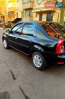 Седан Renault Logan 2011 в Кривому Розі