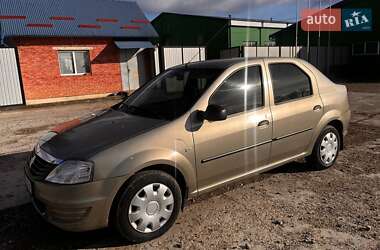 Седан Renault Logan 2010 в Залещиках