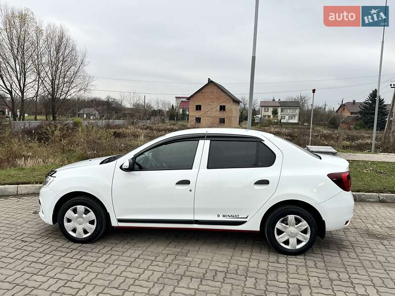 Седан Renault Logan 2017 в Львове