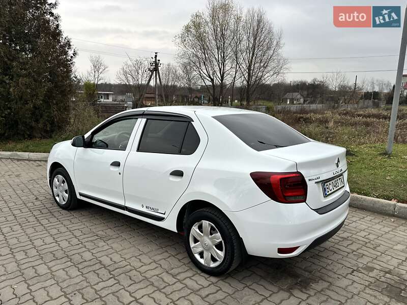 Седан Renault Logan 2017 в Львове